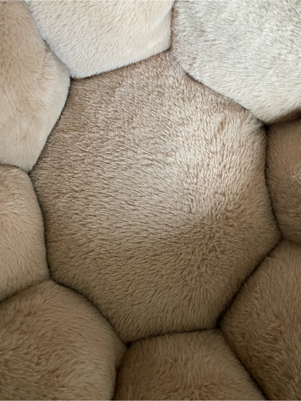 Martha Stewart - Faux Fur Reversible Small Round Pet Bed